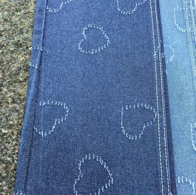 No estirante peso pesado forma de corazón patrón azul de denim tela 10.6oz